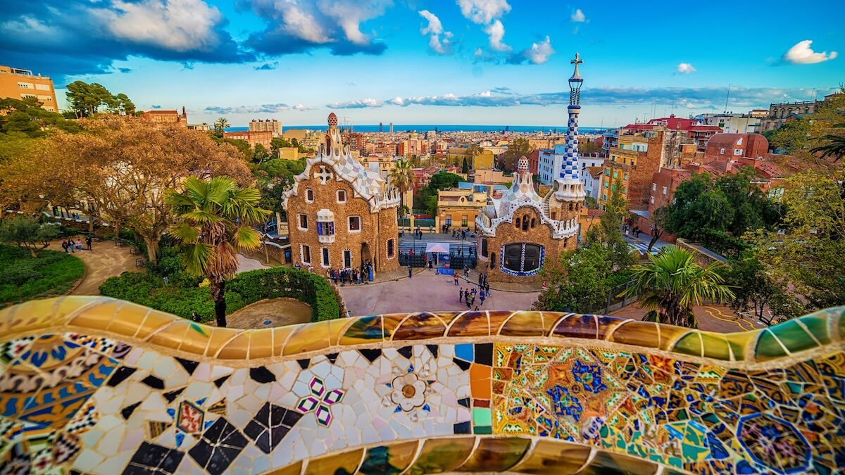 Park-Guell-Barcelona-Spain-social
