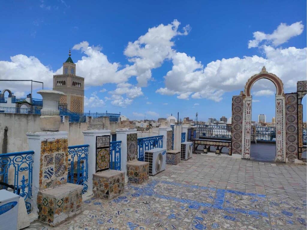 Tunis-medina-viewpoint-14-1024×768